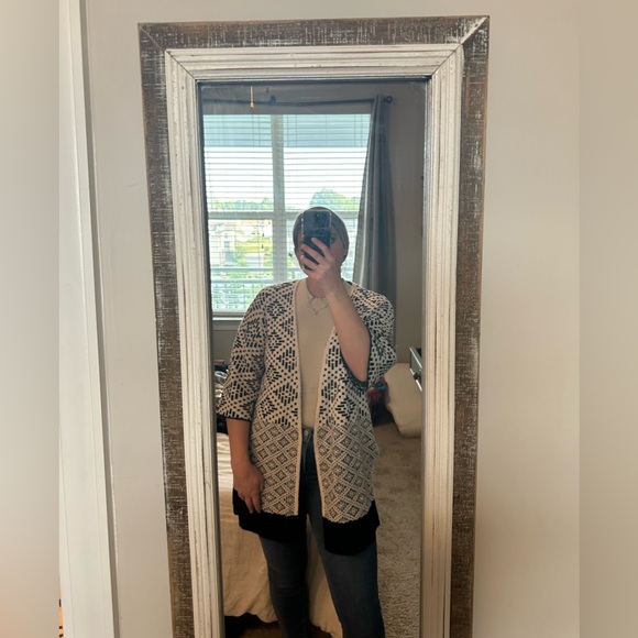 Cardigan Diamond Pattern Cardigan - Picture 3 of 4